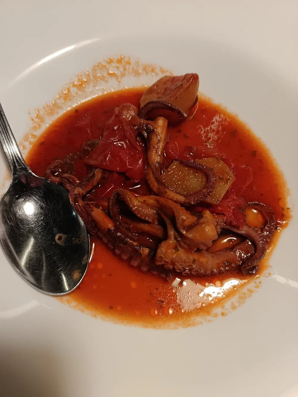 Polpo in salsa di pomodoro · Kairos, Crotone